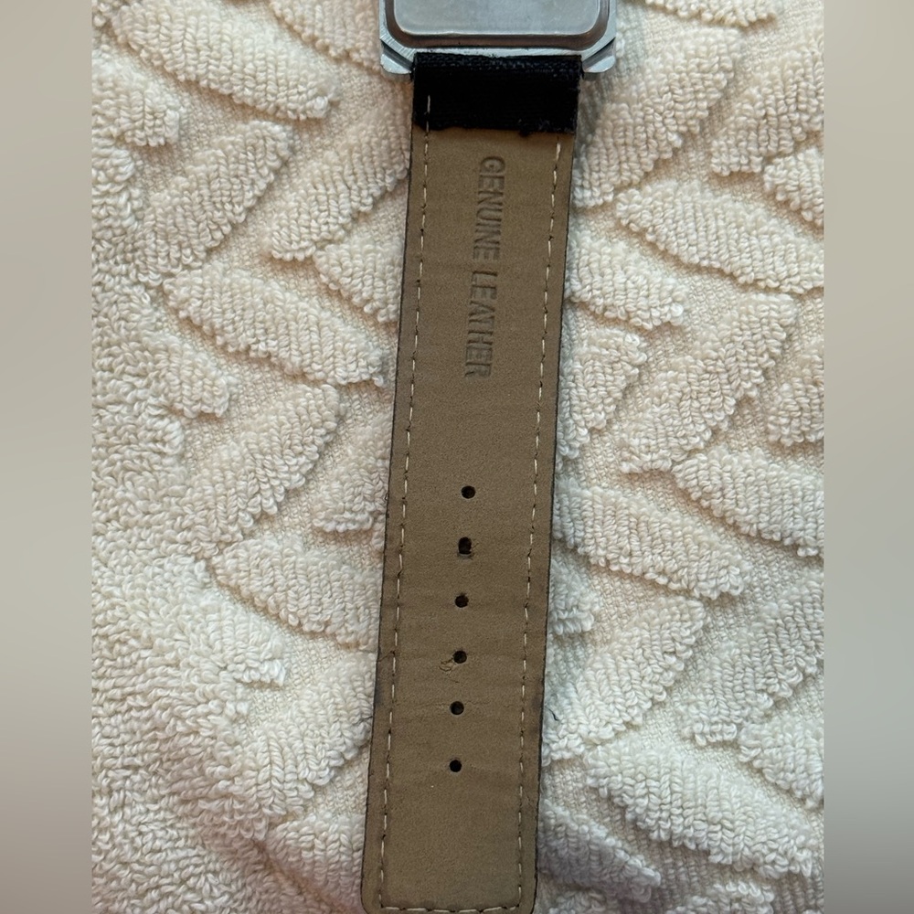 COACH Classic Signature Vintage Watch R-1628 - Picture 7 of 13